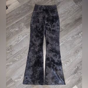 Lululemon Diamond Dyed Flares